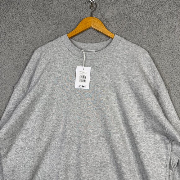 Gym Shark Sweater Mens Size Medium Gray Heathered Rest Day Essential Crew NWT - Picture 2 of 15